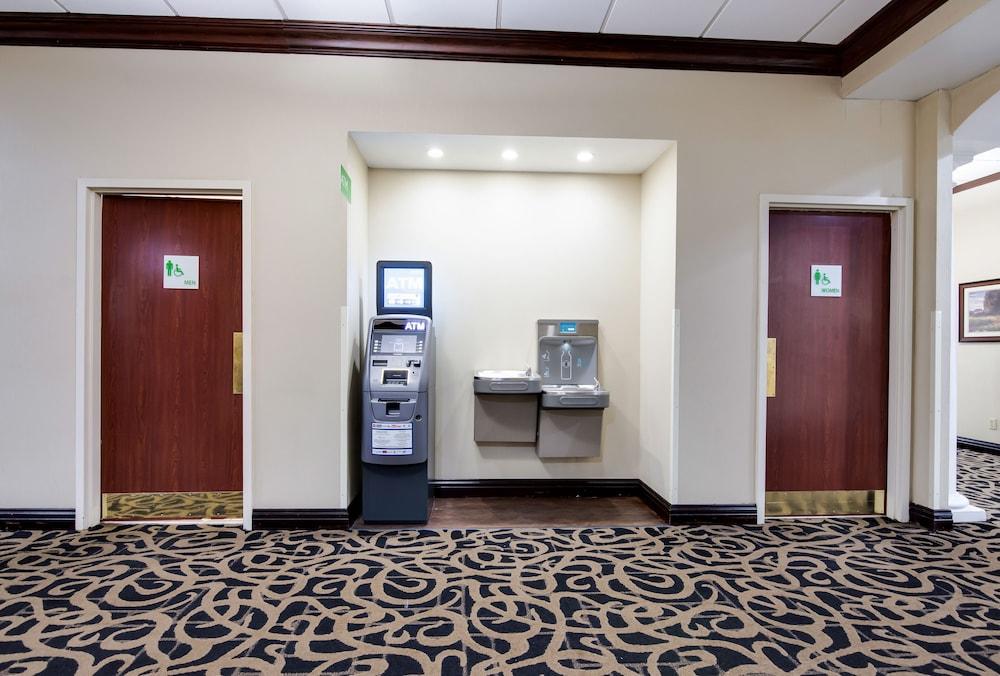 Quality Inn Oneonta Cooperstown Area Bagian luar foto