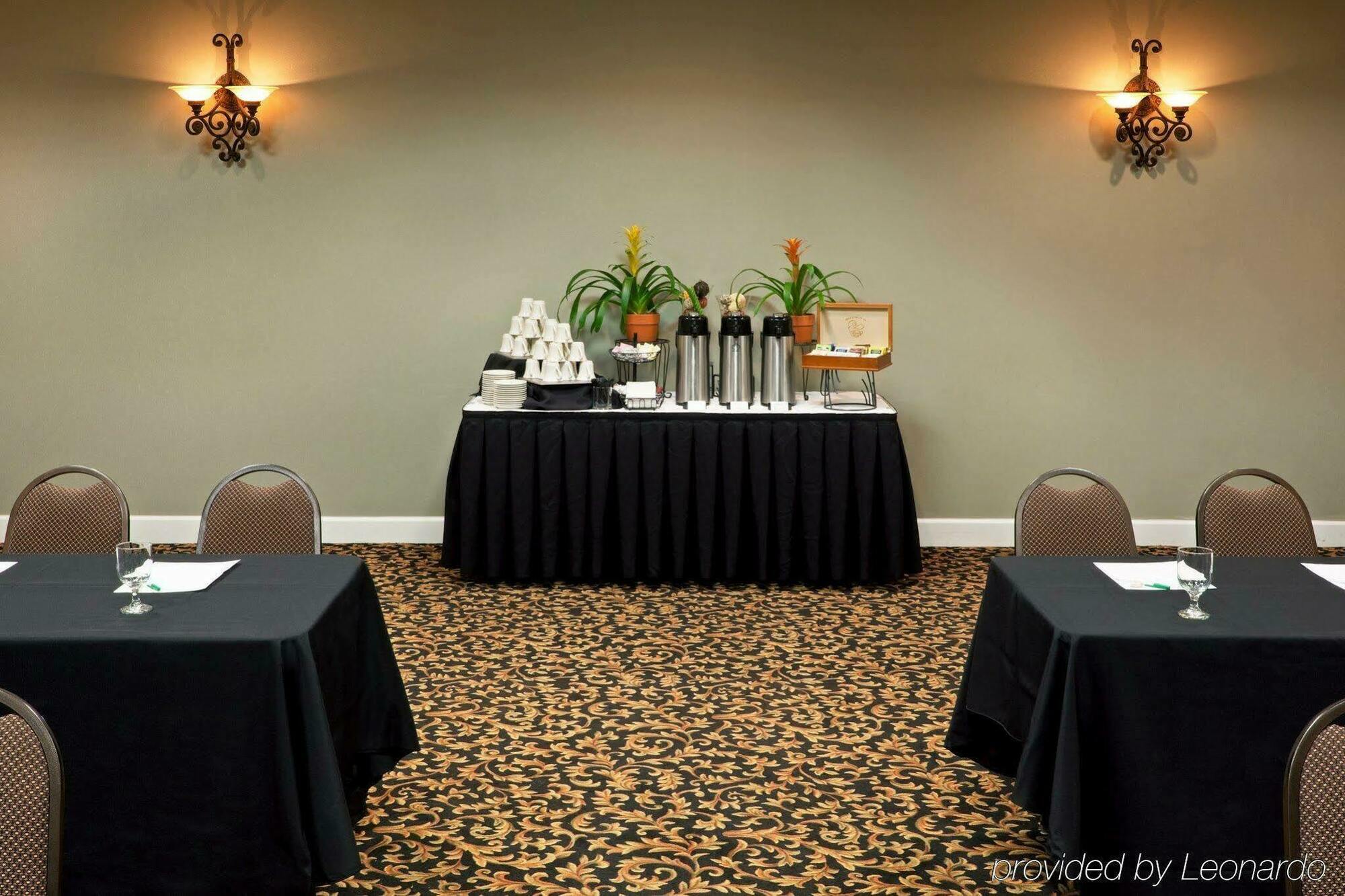 Quality Inn Oneonta Cooperstown Area Bagian luar foto